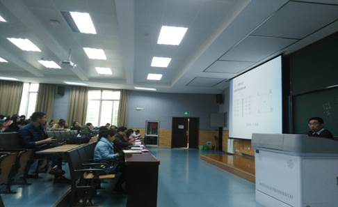 堅持在改進(jìn)中加強(qiáng)博士生思想政治理論課教學(xué)