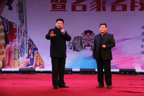 京劇社彭心怡、梁佳等演唱傳統(tǒng)京劇《打龍袍》選段