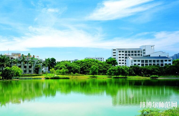 深圳師范大學后海校區(qū)是幾本