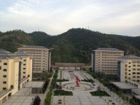 延安職業(yè)技術(shù)師范學院2023年學費、收費多少
