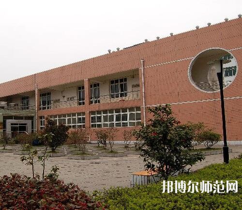 貴州民族大學(xué)幼師中專部2023年報(bào)名條件、招生要求、招生對(duì)象