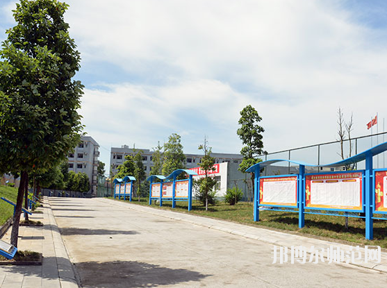 蒼溪縣幼兒師范職業(yè)高級(jí)中學(xué)2020年報(bào)名條件、招生要求、招生對(duì)象 