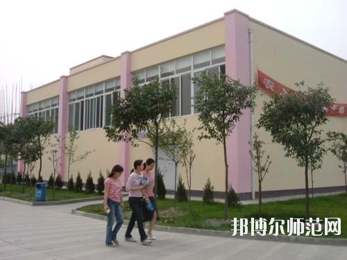 四川經(jīng)濟管理幼兒師范學校2020年招生辦聯(lián)系電話