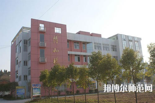 遂寧安居職業(yè)高級幼兒師范中學(xué)2020年報名條件、招生要求、招生對象