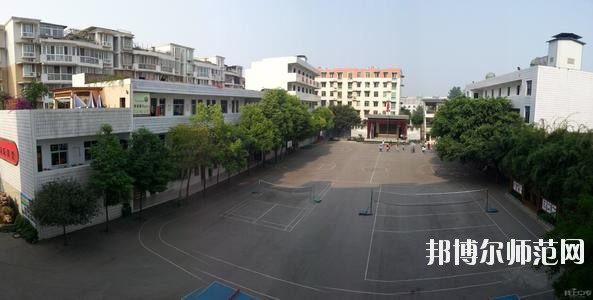 天府新區(qū)成人中等專業(yè)幼兒師范學(xué)校2020年報(bào)名條件、招生要求、招生對(duì)象