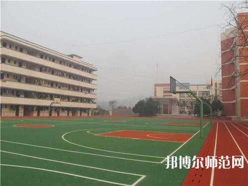 宜賓高場職業(yè)幼兒師范中學(xué)2020年報名條件、招生要求、招生對象
