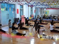 遵義2020年中專幼師學(xué)?？梢钥即髮? /><b>遵義2020年中專幼師學(xué)?？梢钥即髮?/b><span>2020-02-26 17:12</span><p>遵義2020年中專幼師學(xué)?？梢钥即髮?現(xiàn)在越來越多的學(xué)生看重升學(xué)了，以往大部分的學(xué)生在讀完中職之后就是出去就業(yè)了，而現(xiàn)在更</p></a></li>
            <li><a href=