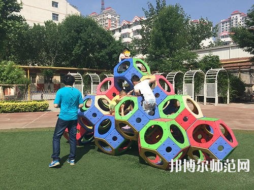 達州2020年女生學(xué)幼師學(xué)校有前途嗎