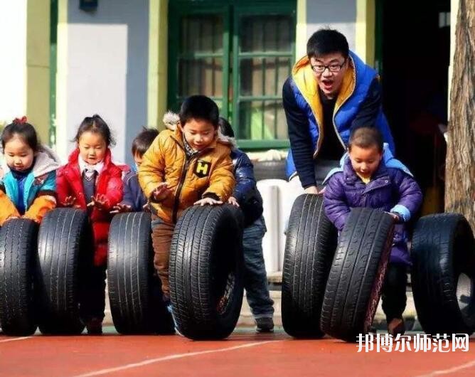 重慶2021年幼師學校有哪些專業(yè)適合男生