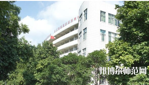 廣西現(xiàn)代職業(yè)技術師范學院怎么樣、好不好