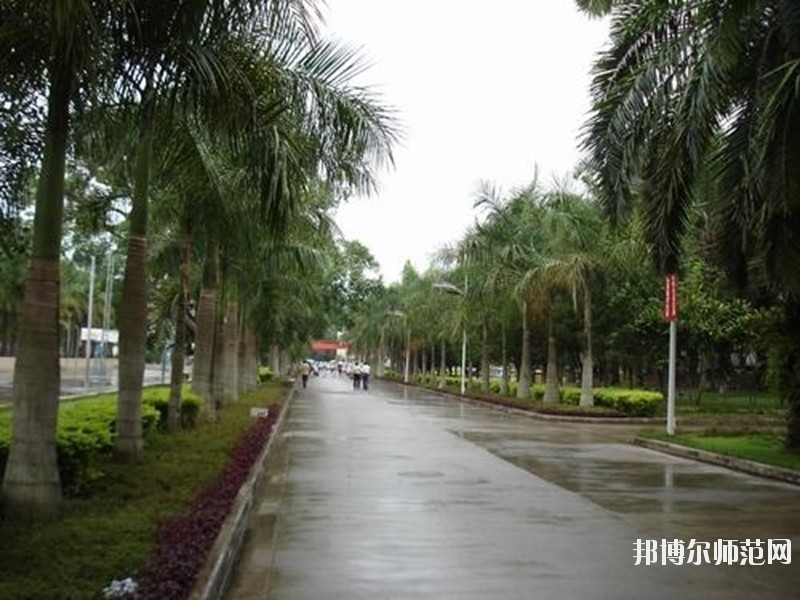 西雙版納職業(yè)技術(shù)師范學(xué)院2021年招生錄取分數(shù)線