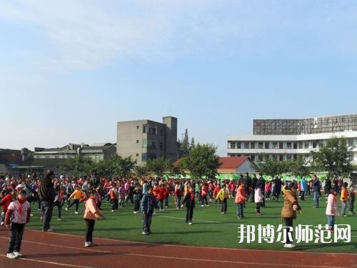 孝泉師范學校2023年學費、收費多少