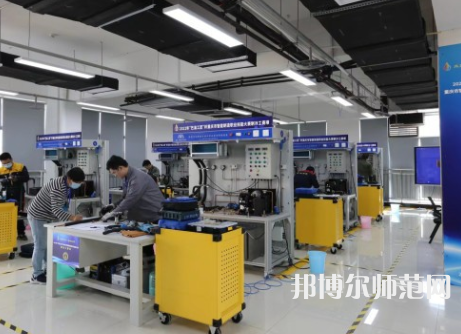 重慶輕工業(yè)幼師技工學(xué)校2023年學(xué)費(fèi)、收費(fèi)多少