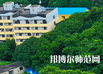 長沙學(xué)院師范學(xué)院2023年學(xué)費、收費多少