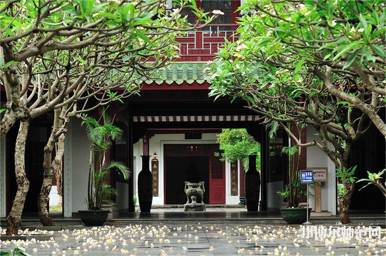 瓊臺(tái)師范學(xué)院2023年怎么樣、好不好 
