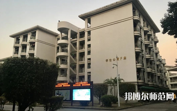 華中師范大學(xué)2023年報(bào)名條件、招生要求、招生對(duì)象