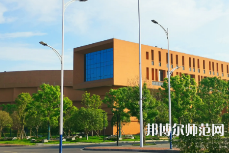 2023年懷化師范高等?？茖W(xué)校環(huán)境如何
