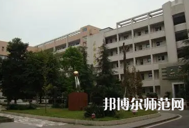 2023年隆昌城關(guān)幼兒師范職業(yè)中學(xué)報(bào)名條件、招生對(duì)象