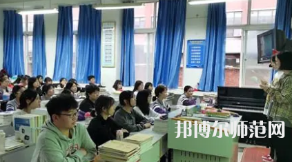 2023年鄭州藝術(shù)幼兒師范學(xué)校工藝美術(shù)專(zhuān)業(yè)介紹
