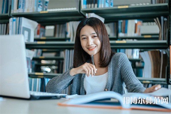 成都華夏旅游商務幼兒師范學校介紹、地址